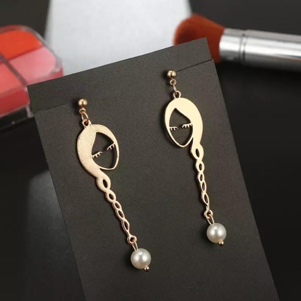 “Chic & Content” Girl Face & Hair Braid Earrings - Picture 2 of 3